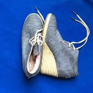 Women’s TOMS high heels size 7